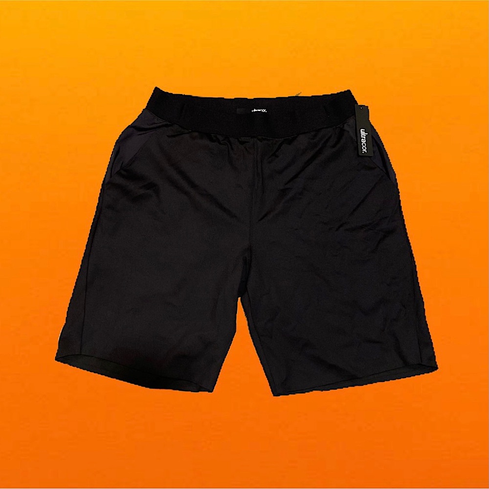 Mens Essential Elevate Classic Short